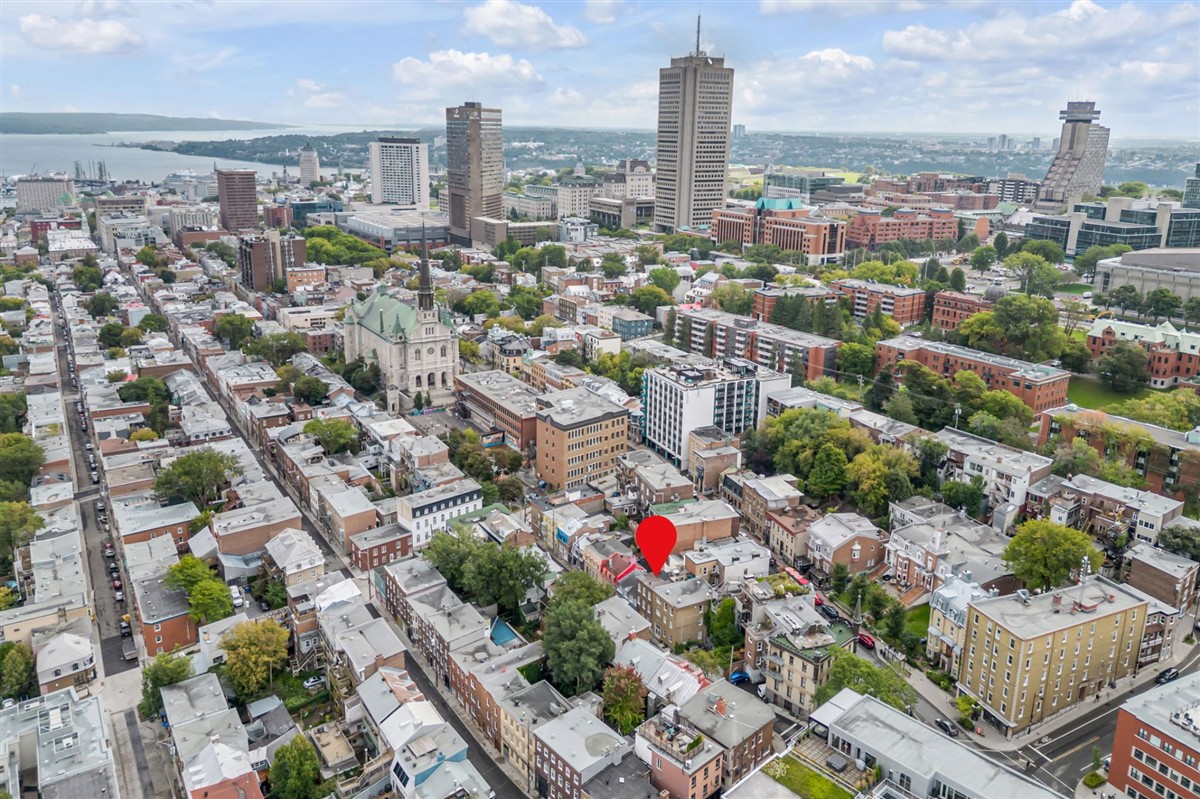 Vue 60 de la propriété réf. 27903914 – 245 Rue D'Aiguillon G1R 1L7