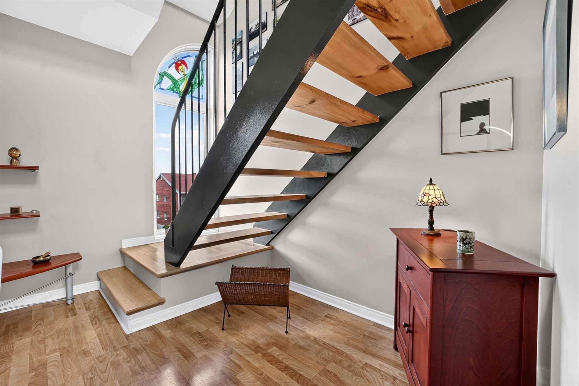 8590 Av. André-Grasset — photo 2