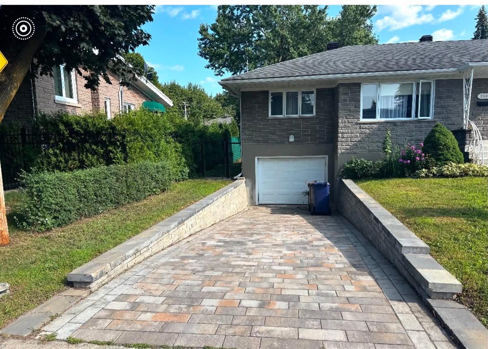 260 Av. Laporte — photo 3