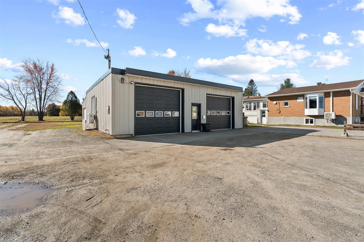 Maison de plain-pied à vendre, Mascouche, photo 2 de 40