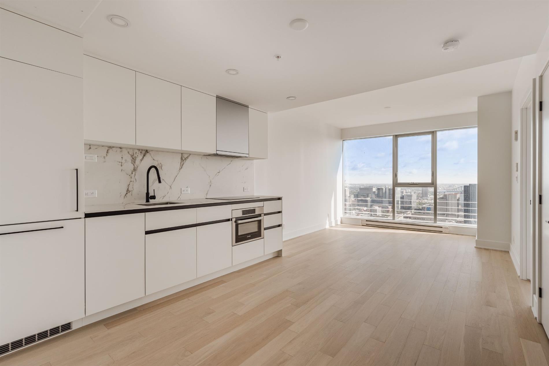 4003-720 Rue St-Jacques — photo 2