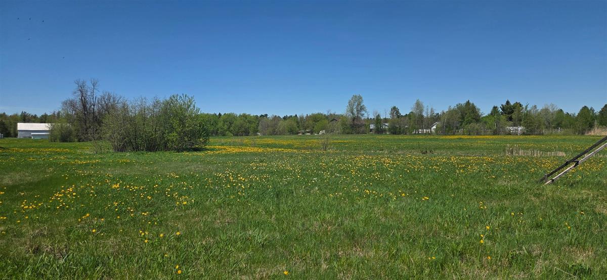Lot - Boul. Ste-Sophie, Sainte-Sophie