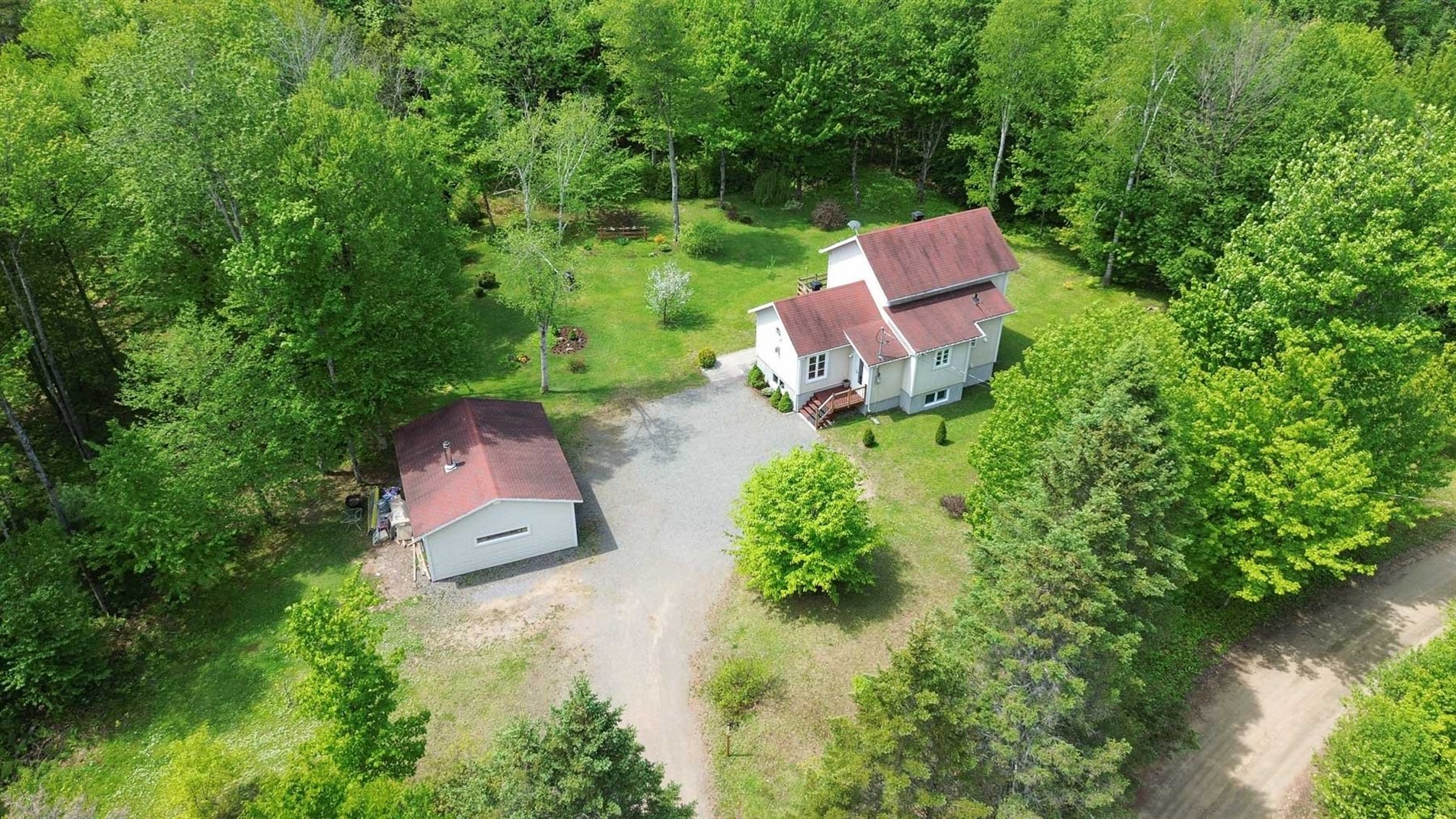 520 Ch. de la Petite-Mékinac N. — photo 1