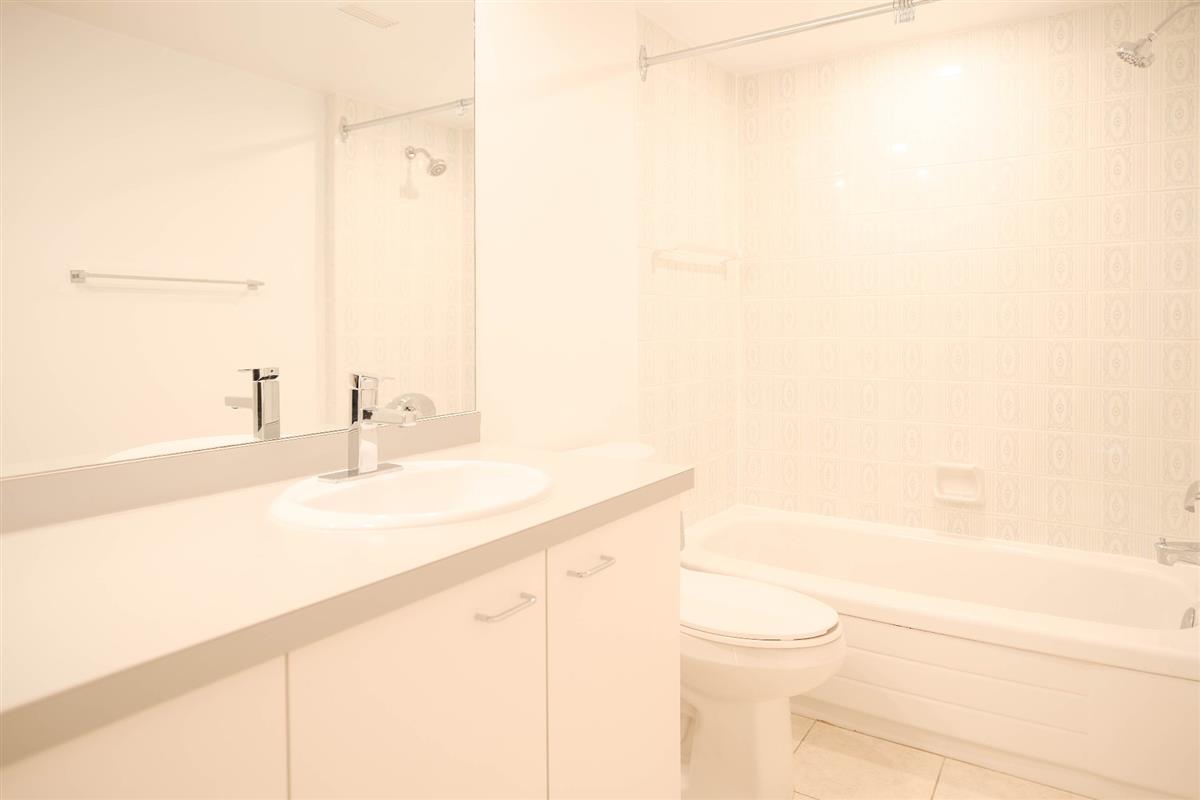 ENSUITE BATH