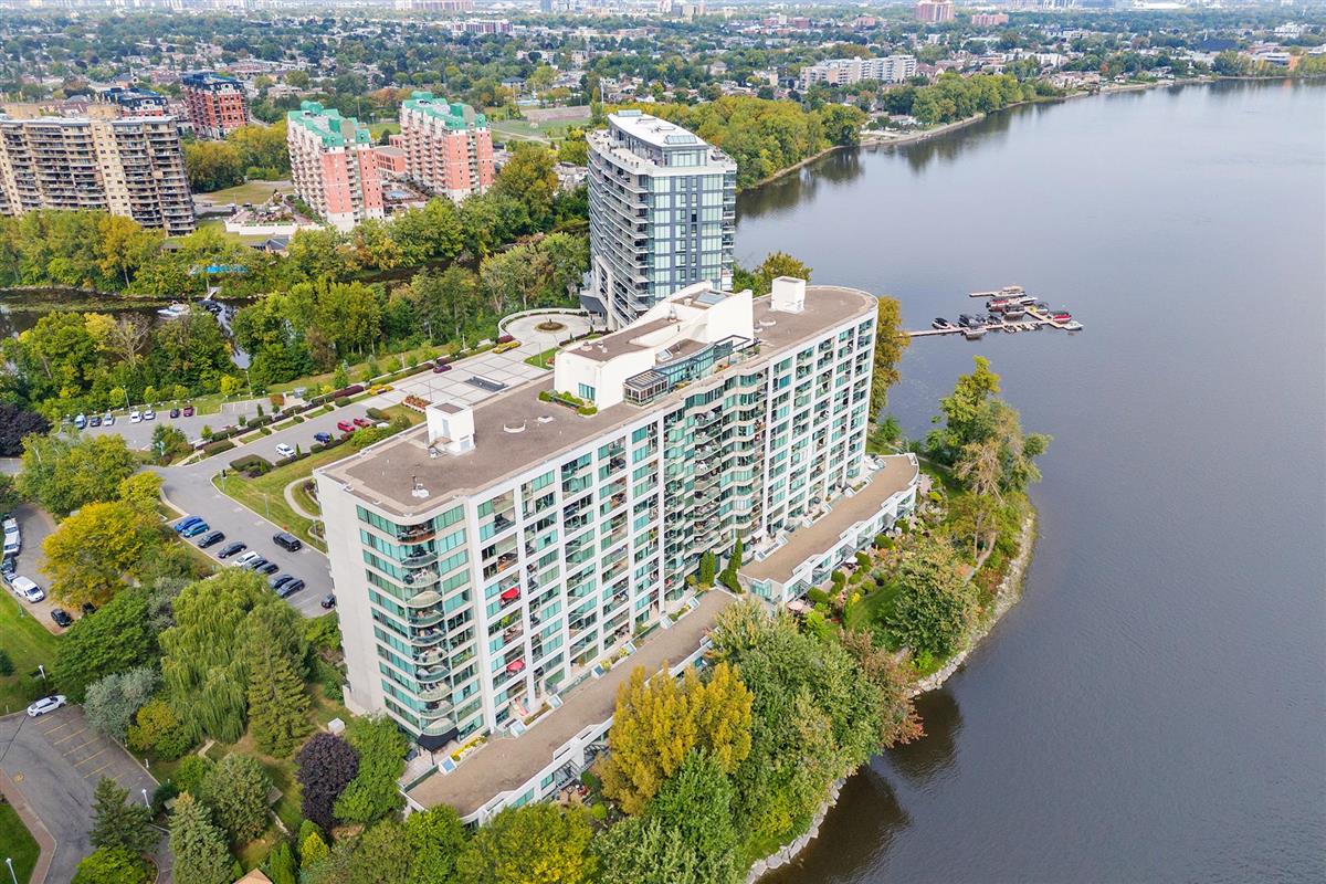 Appartement / Condo Laval (Chomedey)
