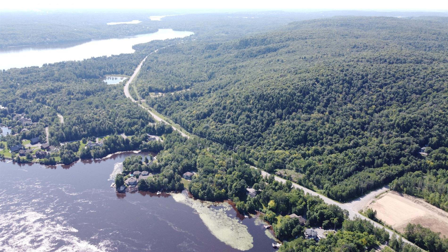 51 Ch. de St-Jean-des-Piles — photo 2