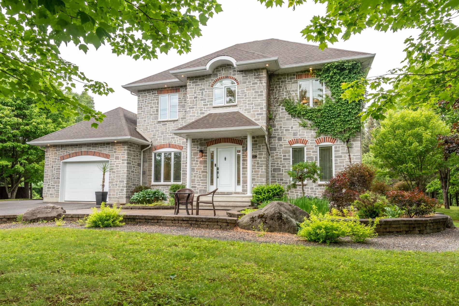 735 Ch. Brousseau — photo 1