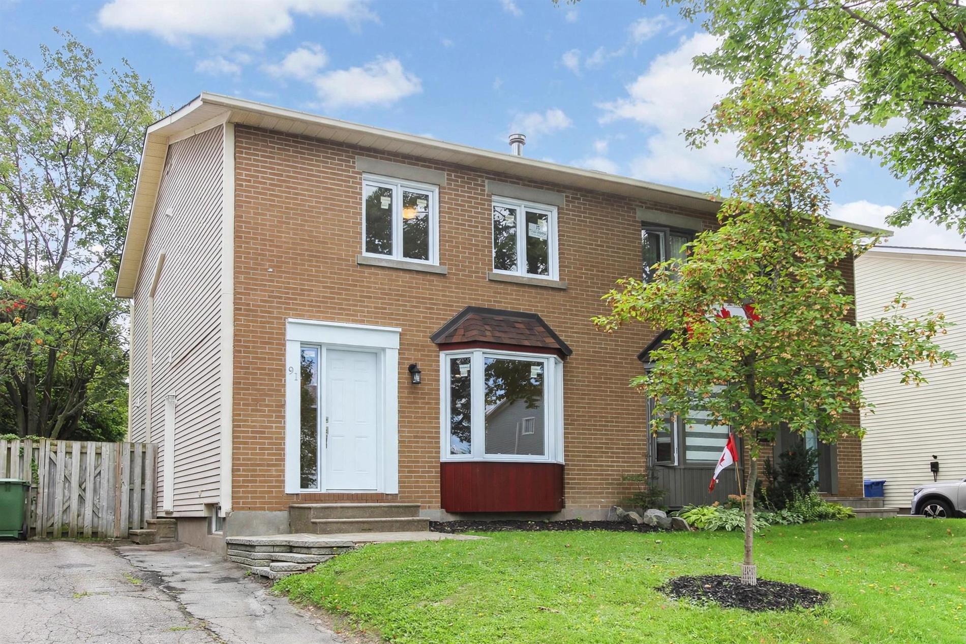 91 Av. Portway — photo 1
