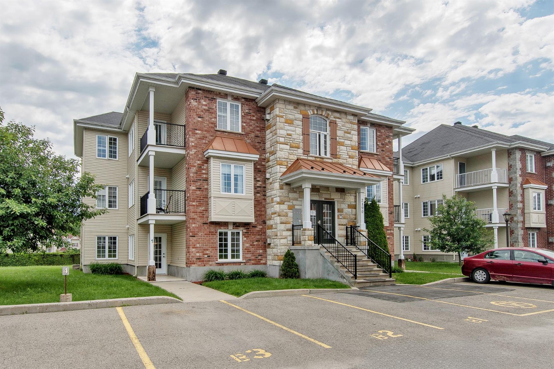 APT. 1-2190 Rue Isaac-Jogues — photo 2