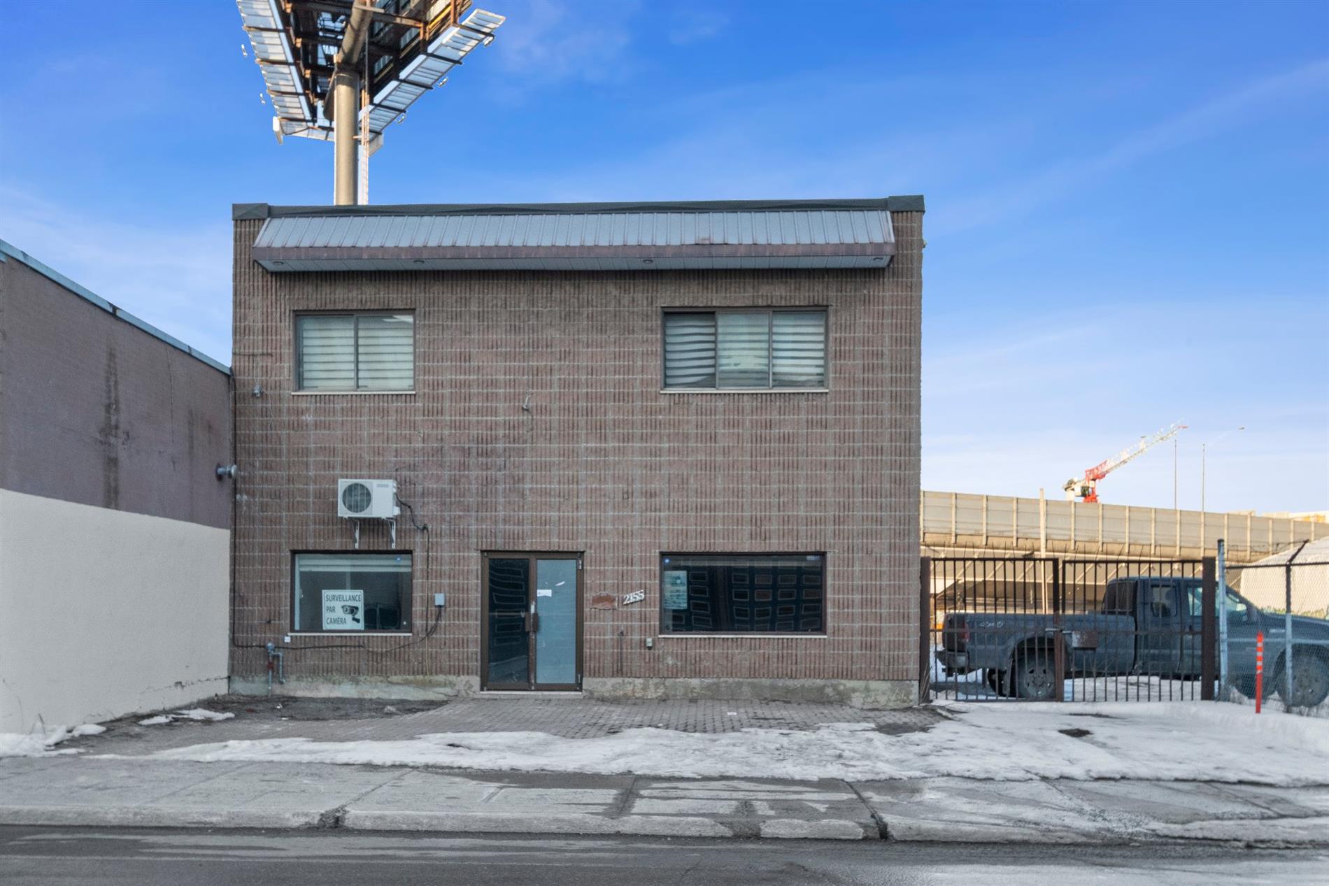 2155 Av. de l'Église — photo 1