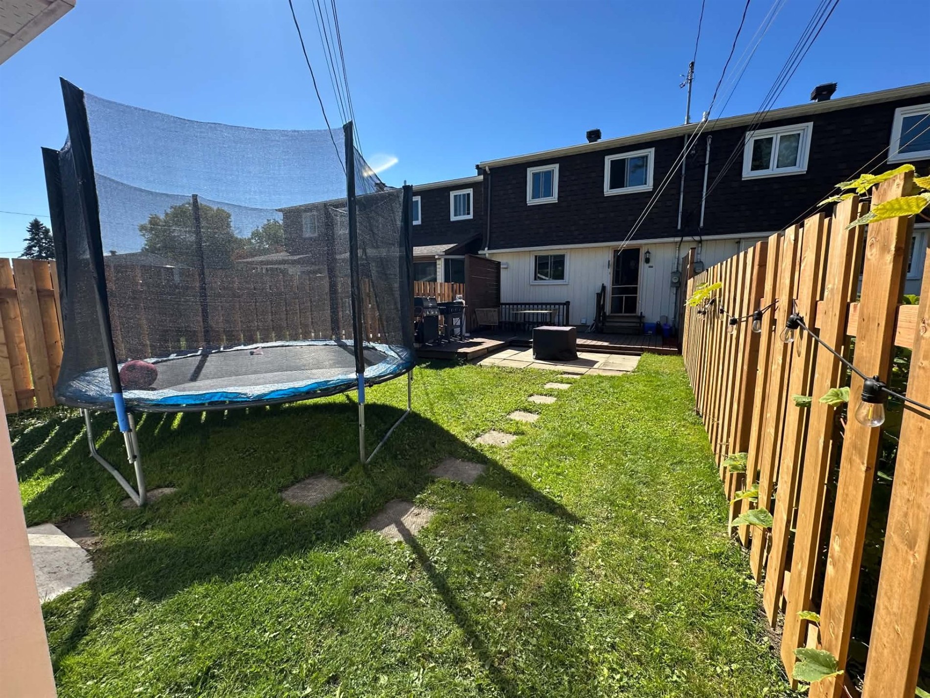 6278 Av. des Chrysanthèmes — photo 3