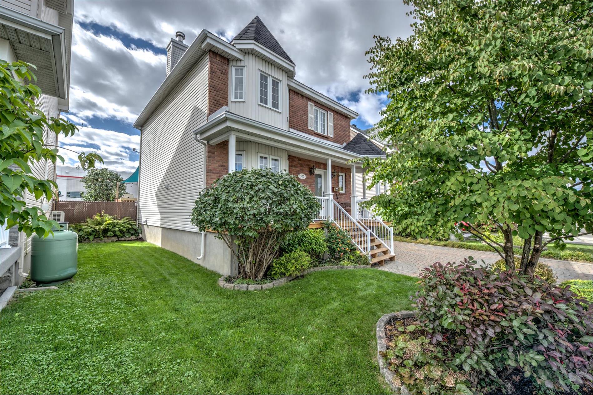 533 Av. Marc-Aurèle-Fortin — photo 3