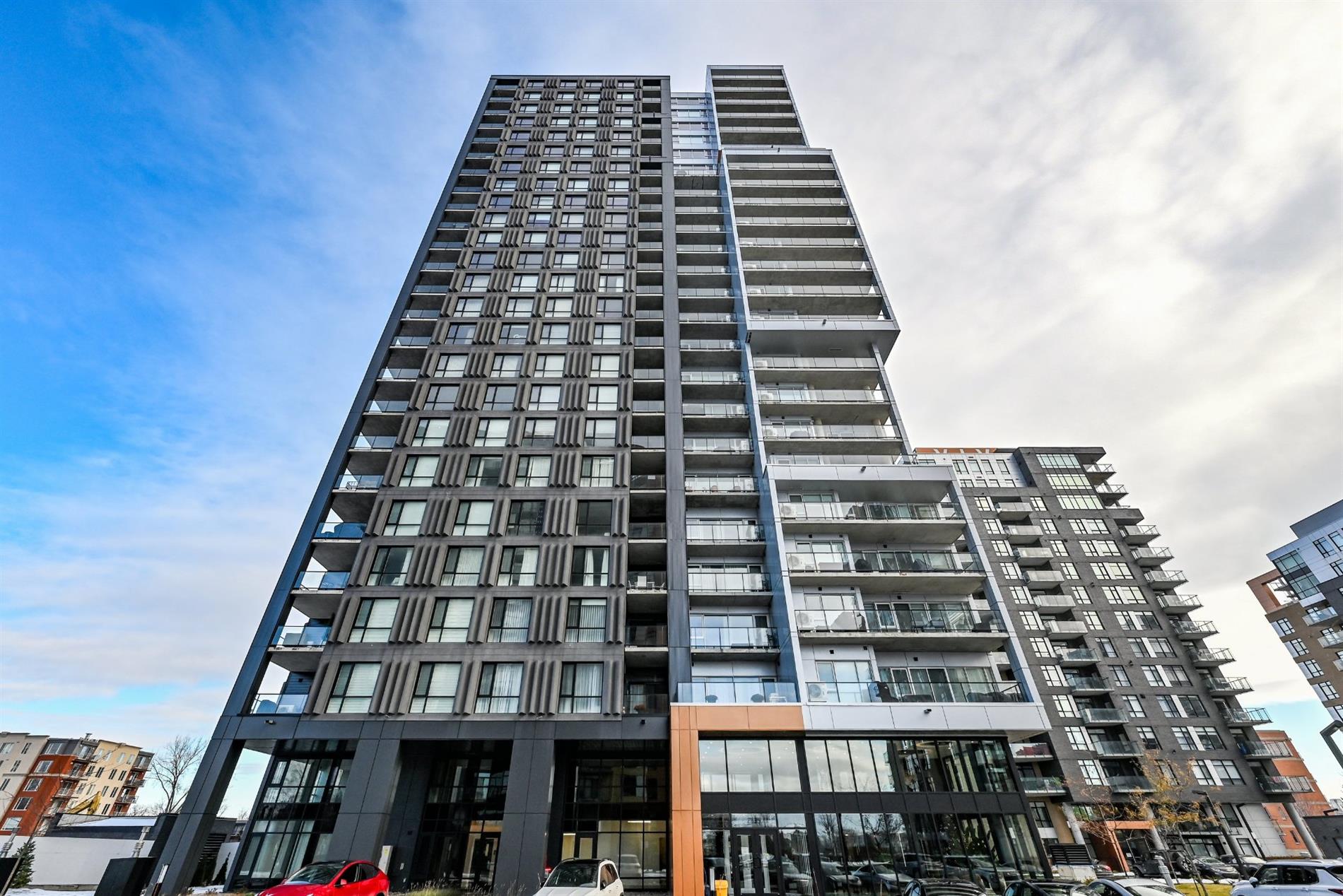 2835 Av. du Cosmodôme — photo 1