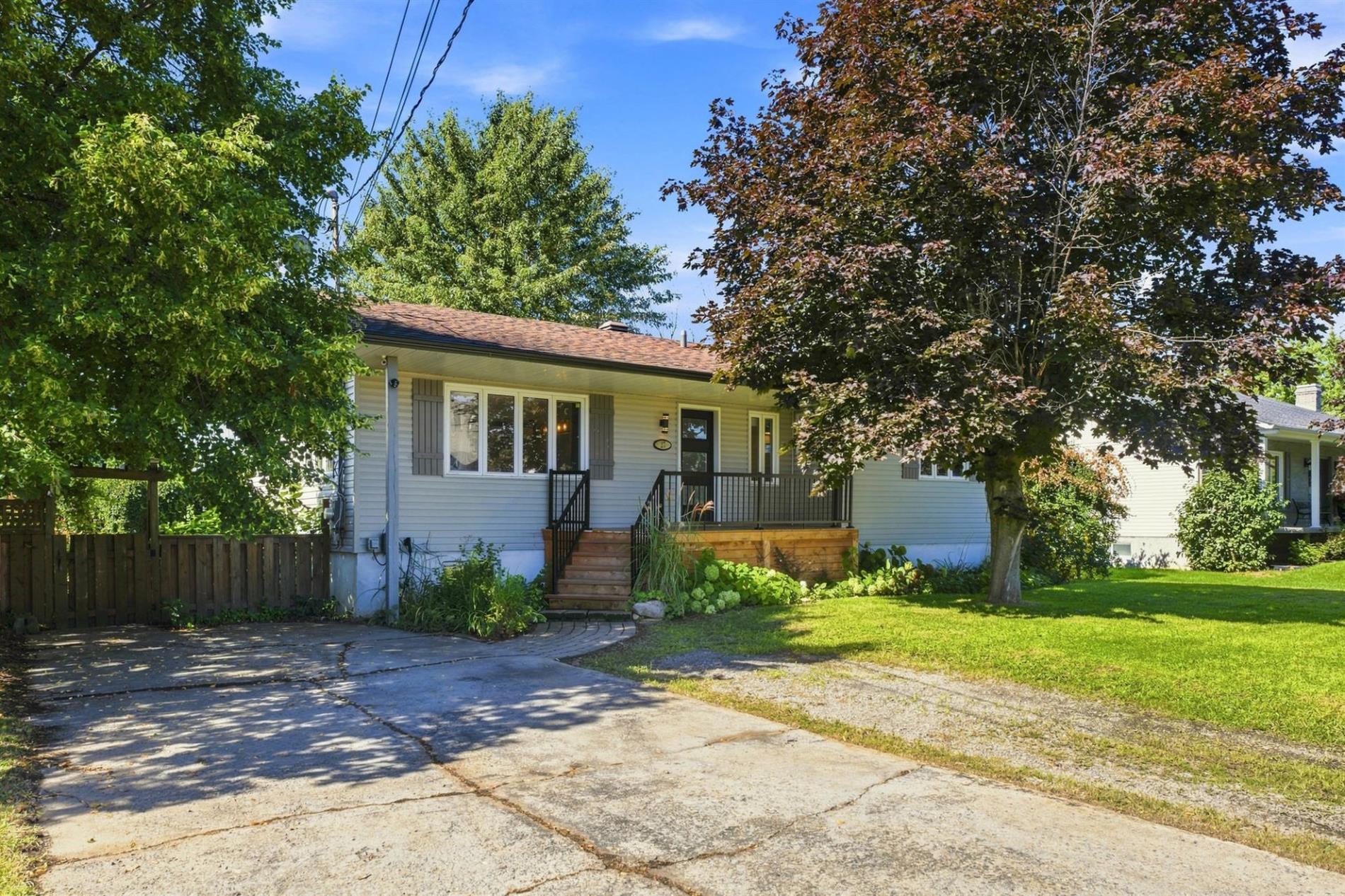 27 Rue Demers — photo 3