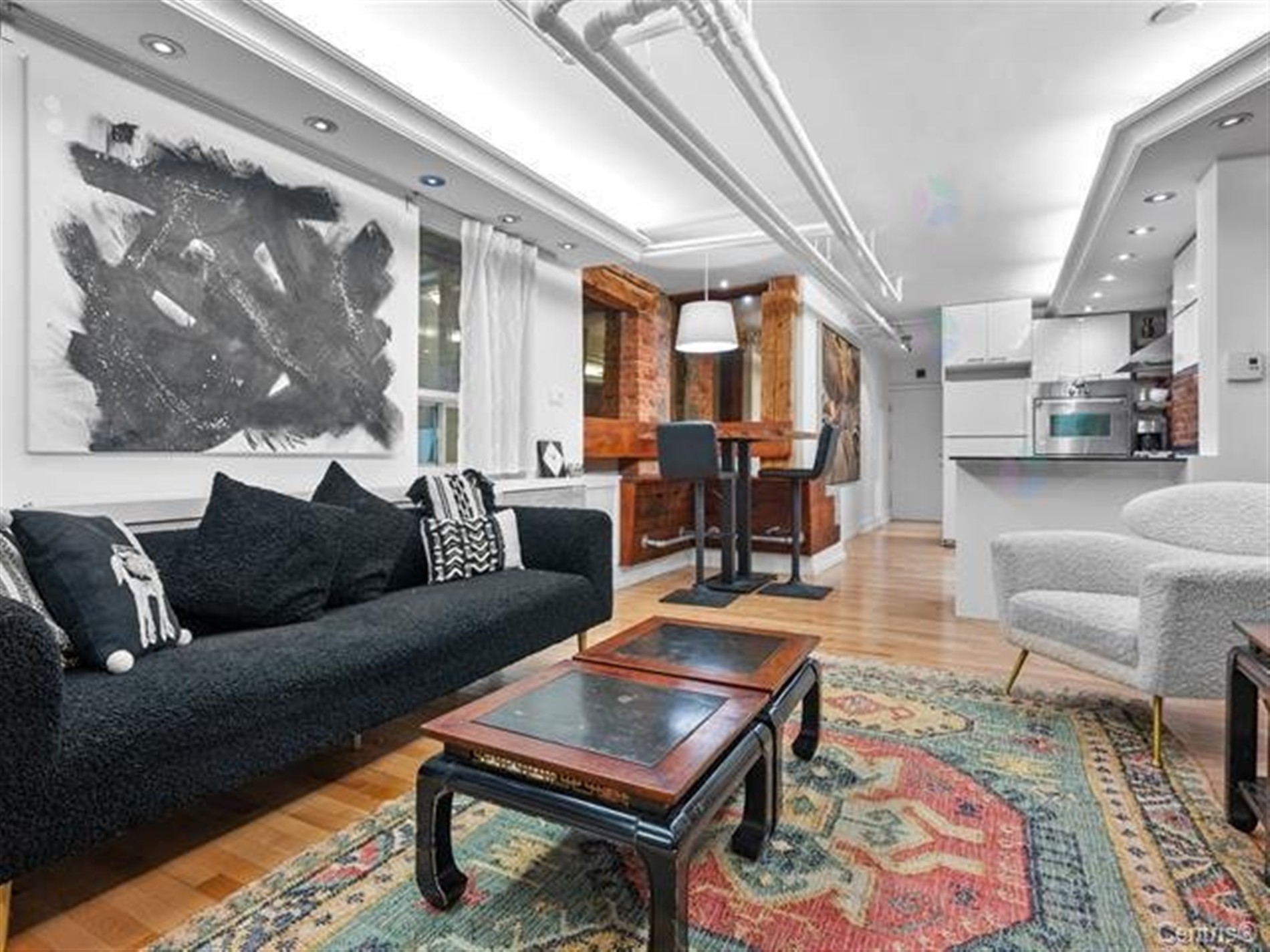 2-3436 Rue St-Hubert — photo 2