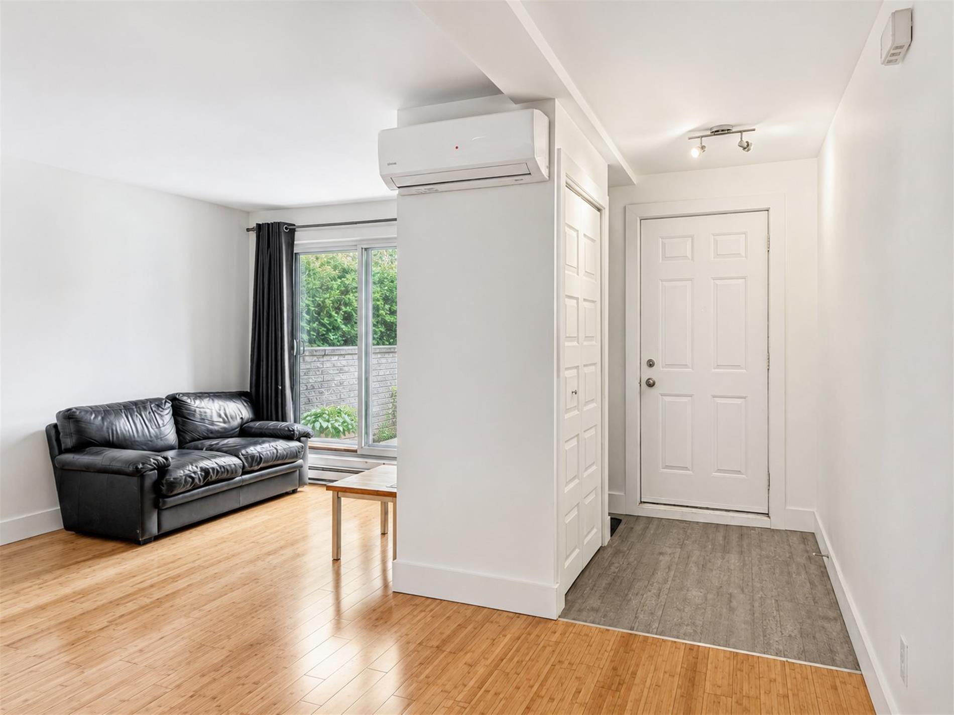 8802 Av. André-Grasset — photo 2