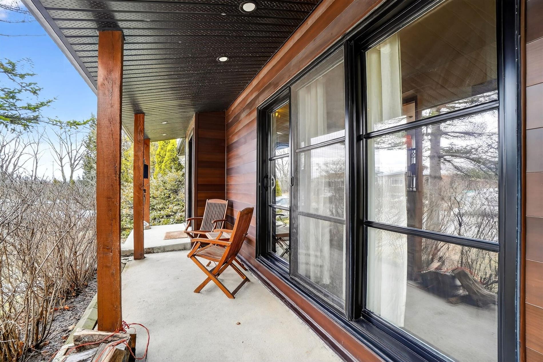 1175 Av. Collin — photo 3