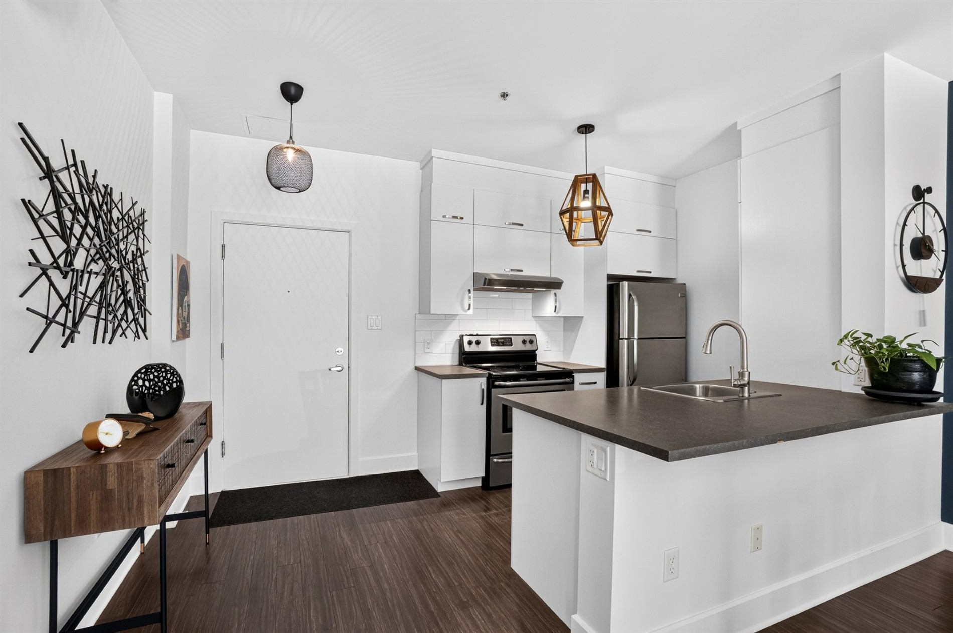 101-1220 Boul. Lucille-Teasdale — photo 3