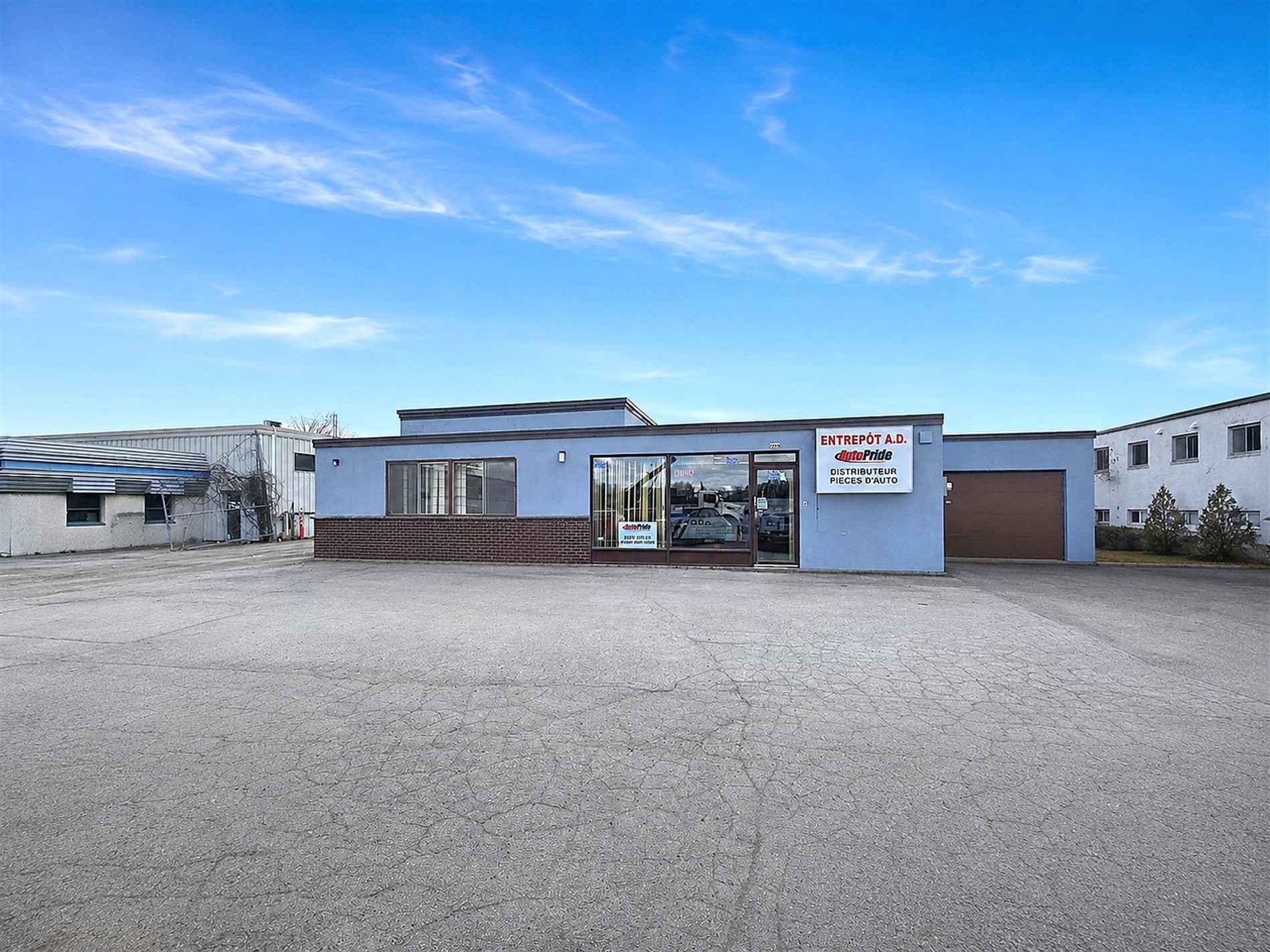 2040 Av. Francis-Hughes — photo 1