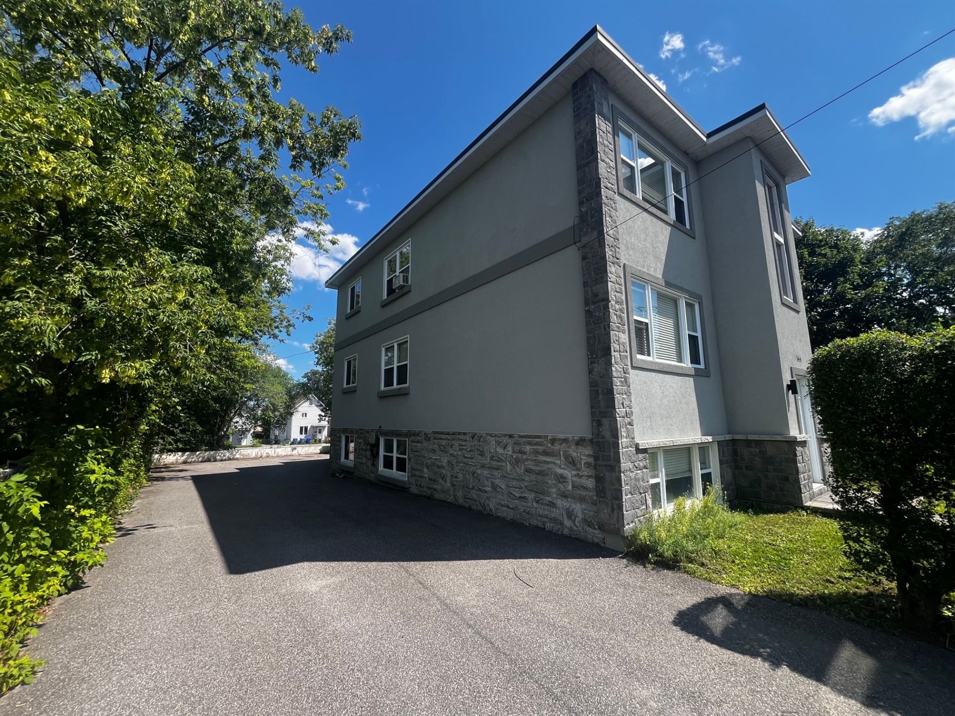 144 Rue Lévesque — photo 2