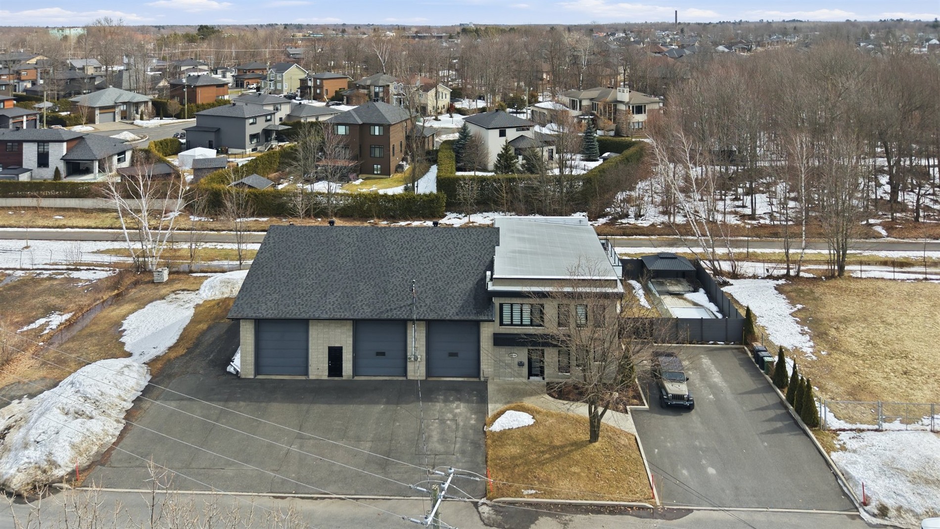956Z-958Z Rue St-Jean — photo 2