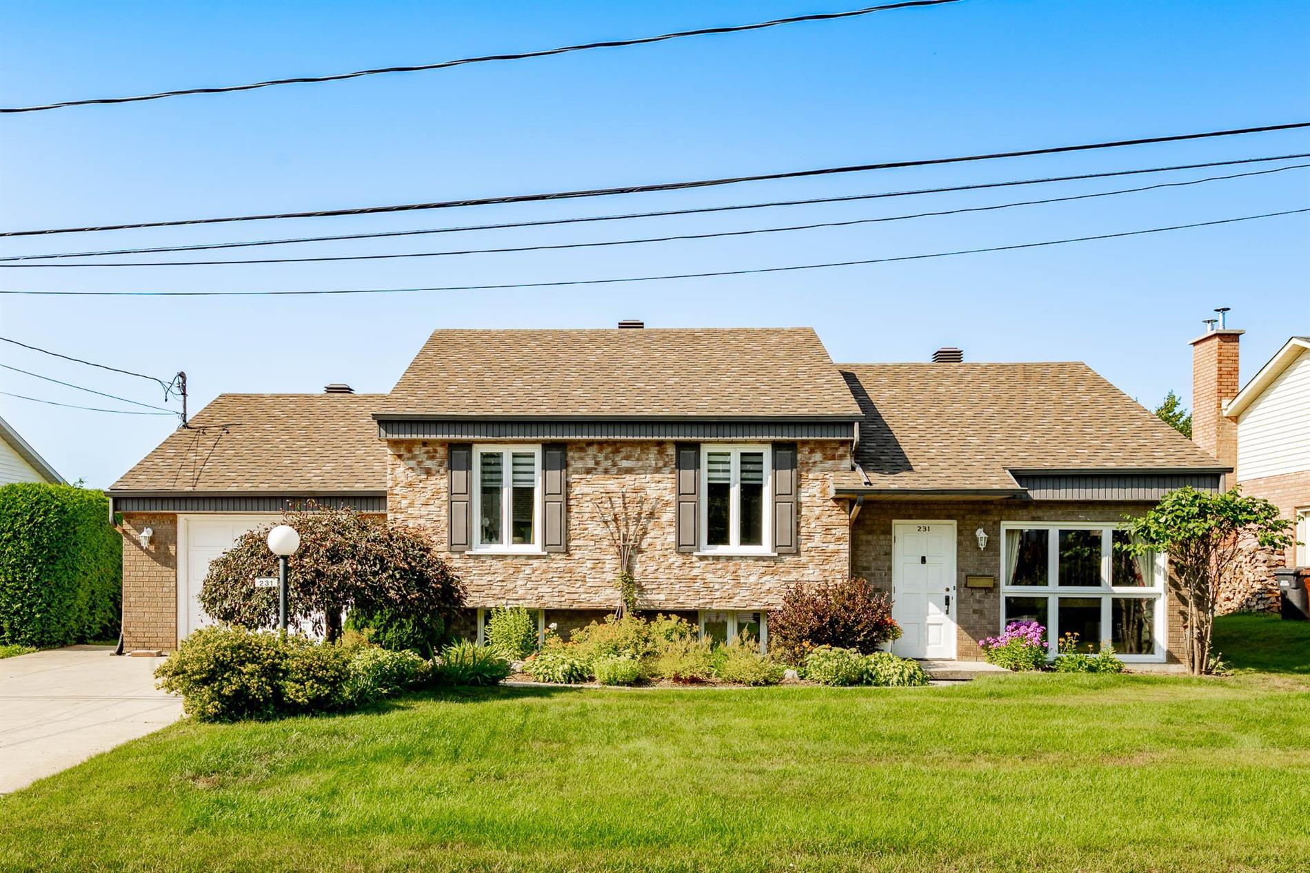 231 Rue Roger-Boisvert — photo 1