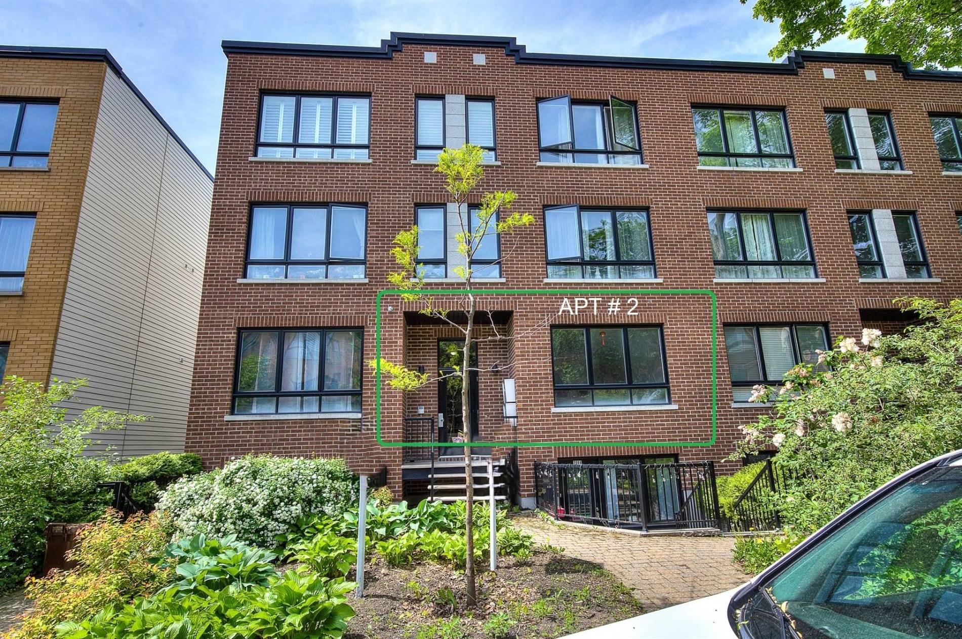 2-2560 Rue Sicard — photo 1