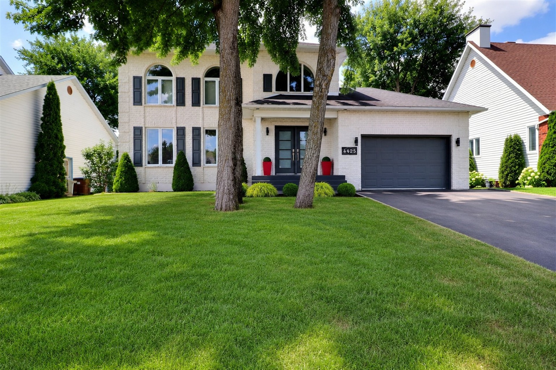4425 Rue de Cherbourg — photo 1