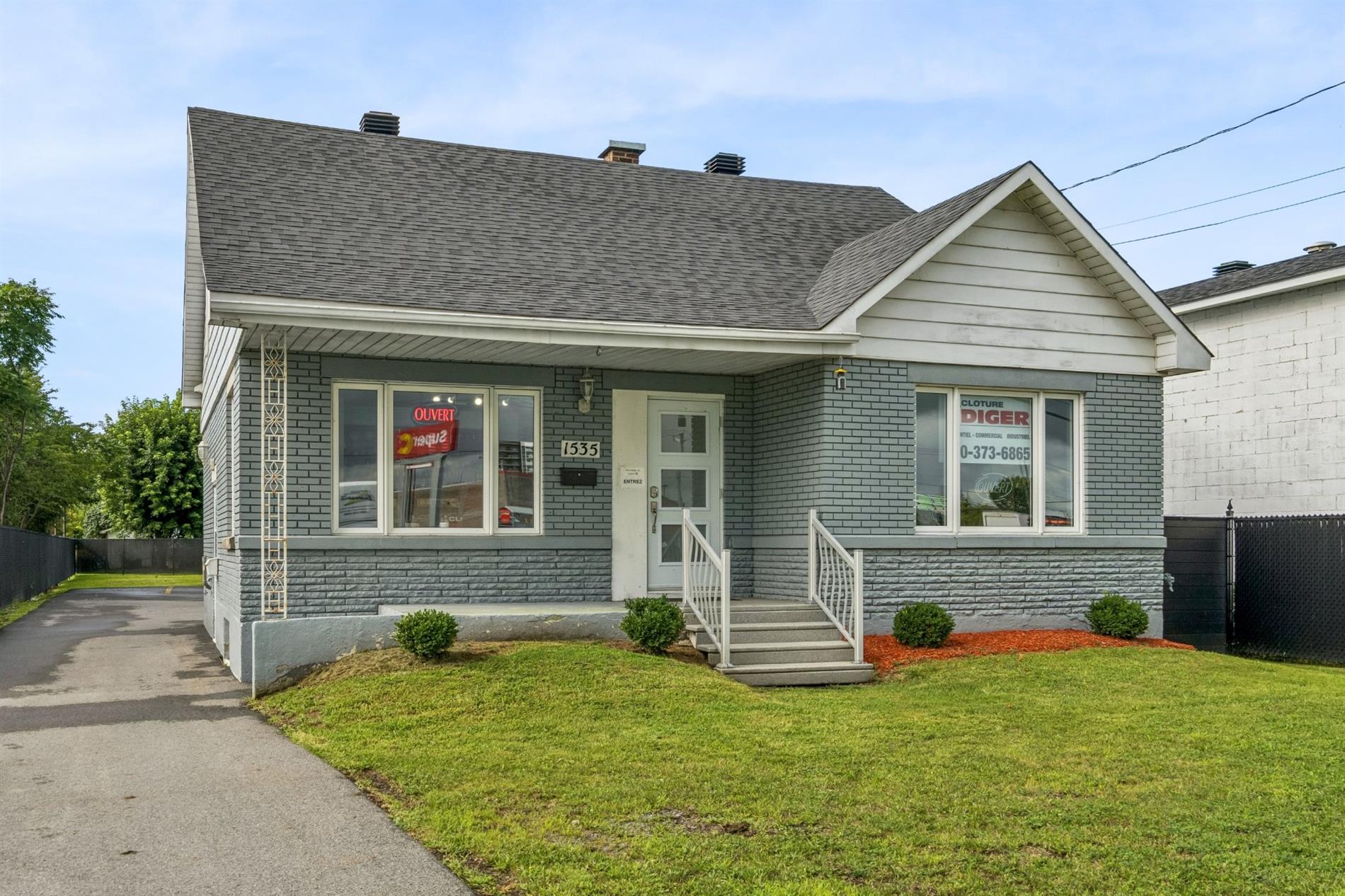1535 Boul. Monseigneur-Langlois — photo 1