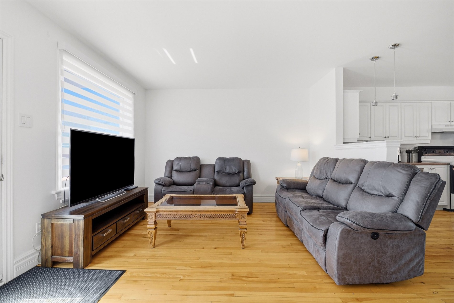 97A Av. de l'Hôtel-Dieu — photo 3