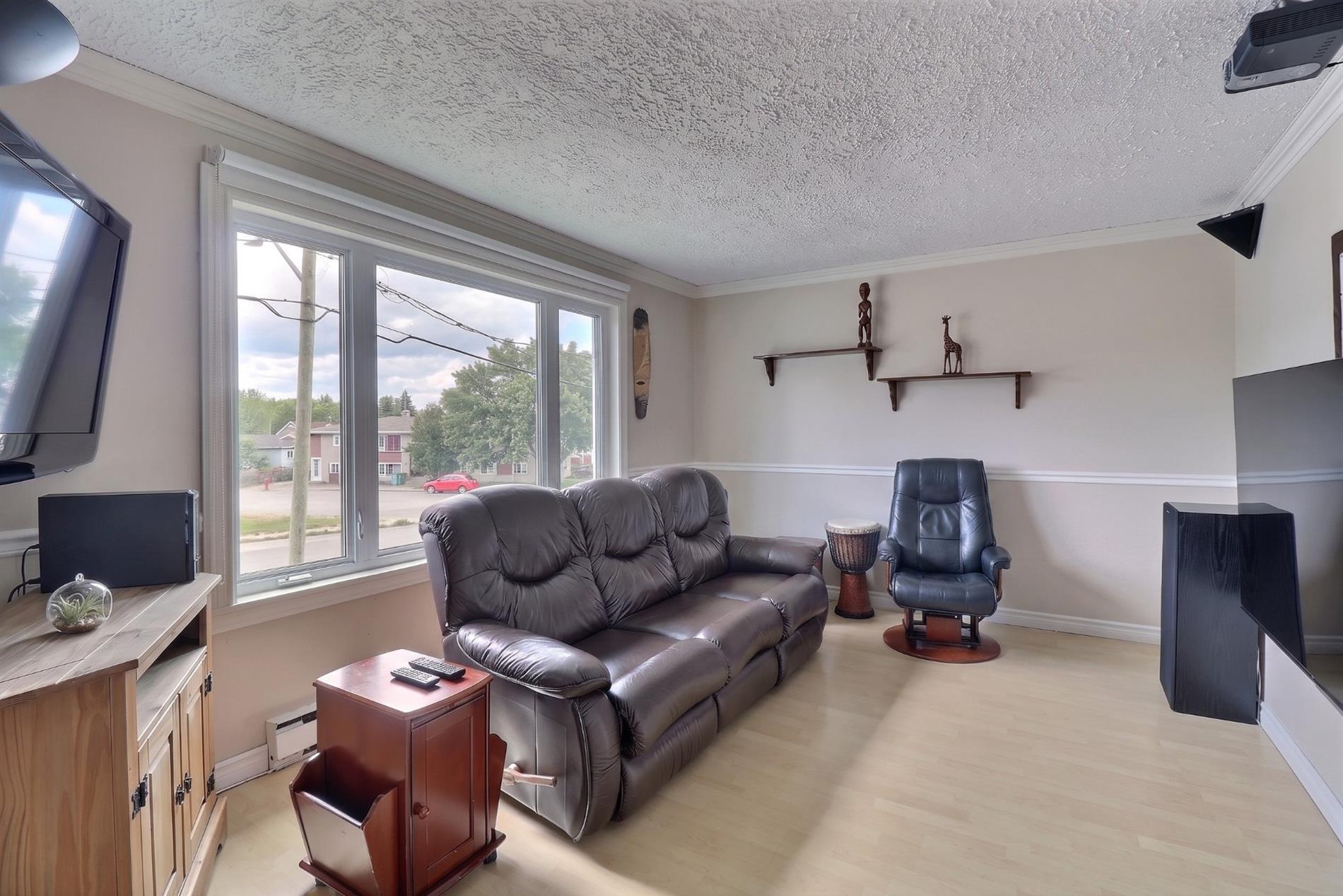 760 Rue Charbonneau — photo 3