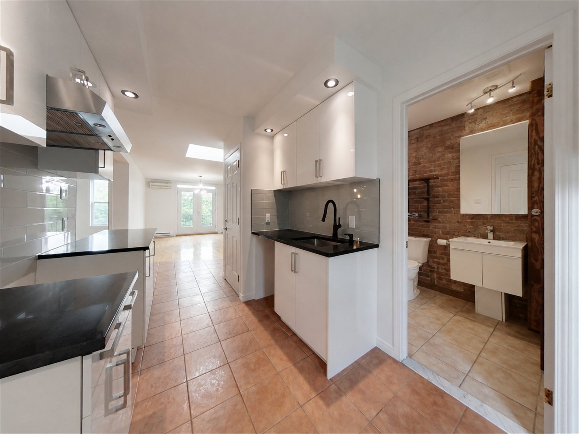2377 Rue Jean-Langlois — photo 3