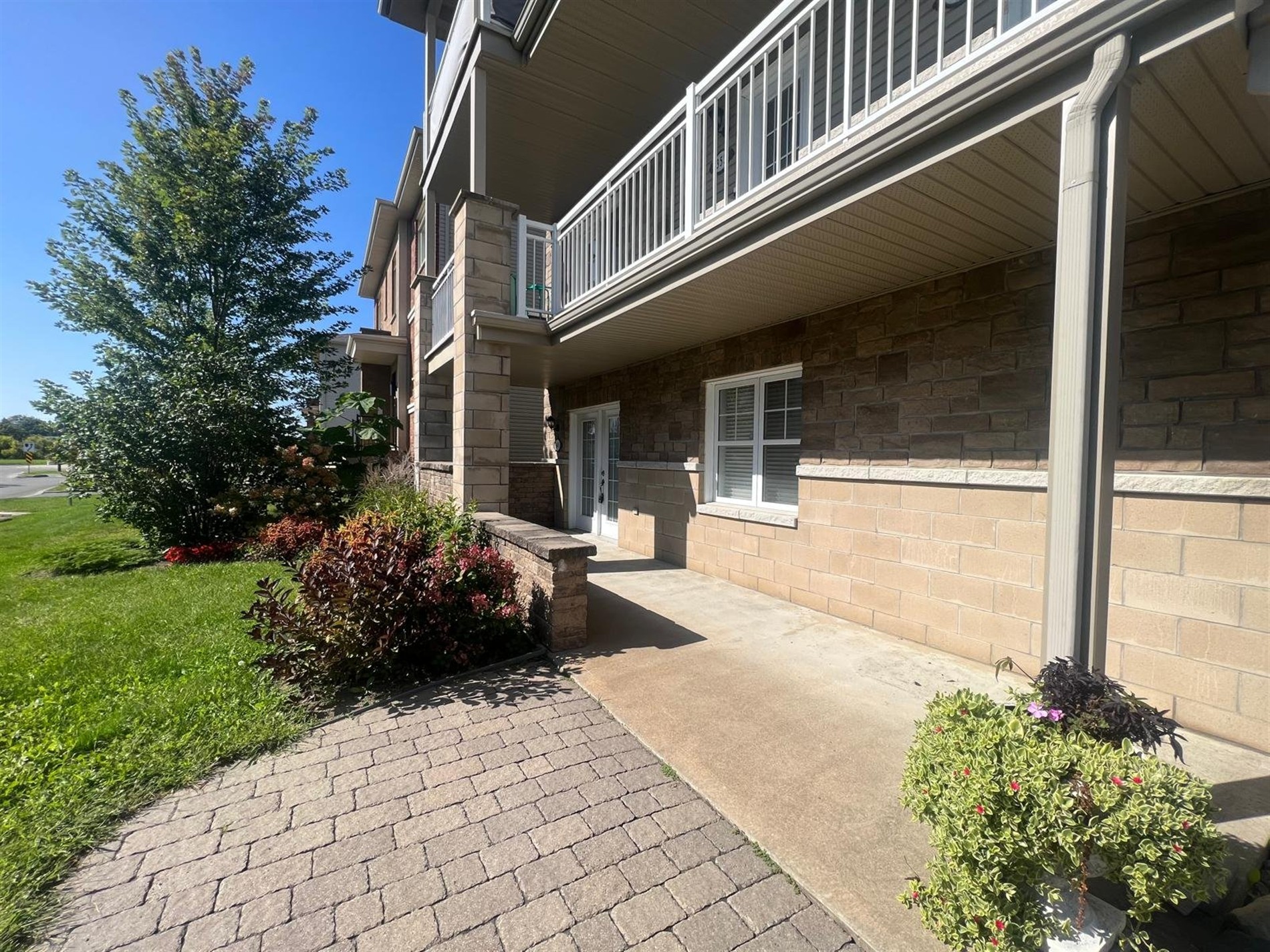 349 Av. des Jardins — photo 2