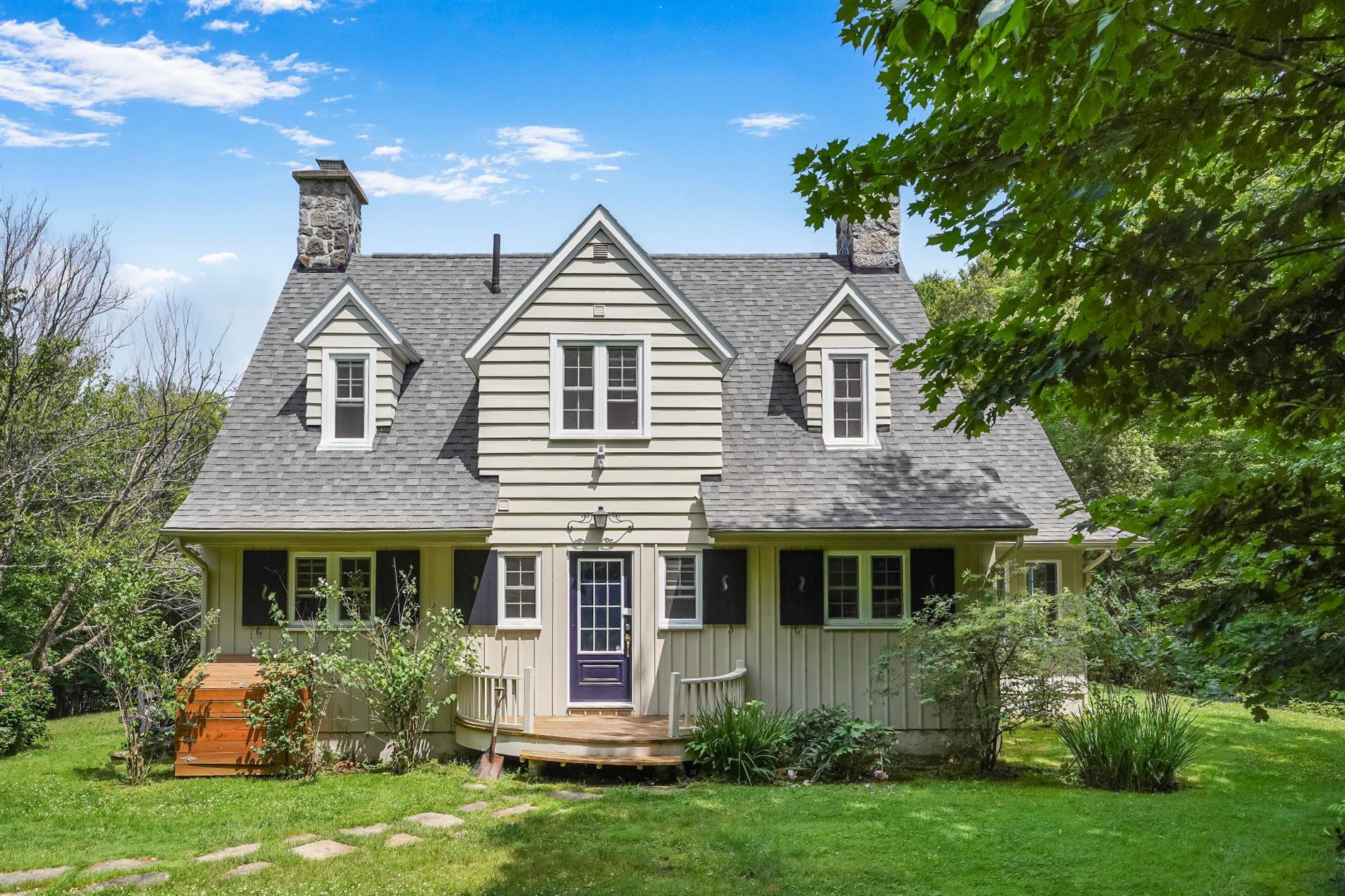 2740 Route 329 N. — photo 1