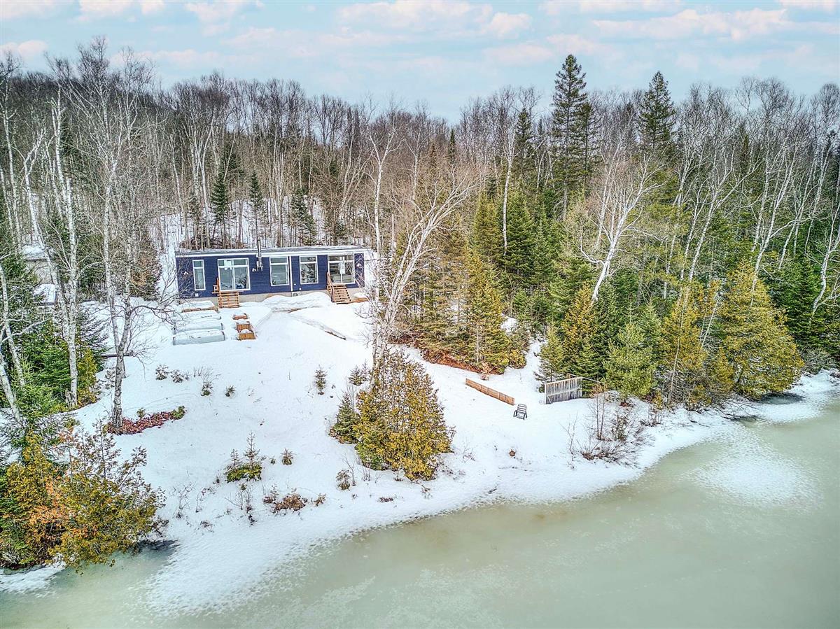 Bungalow - 103 Ch. Baumann, Lac-Saguay
