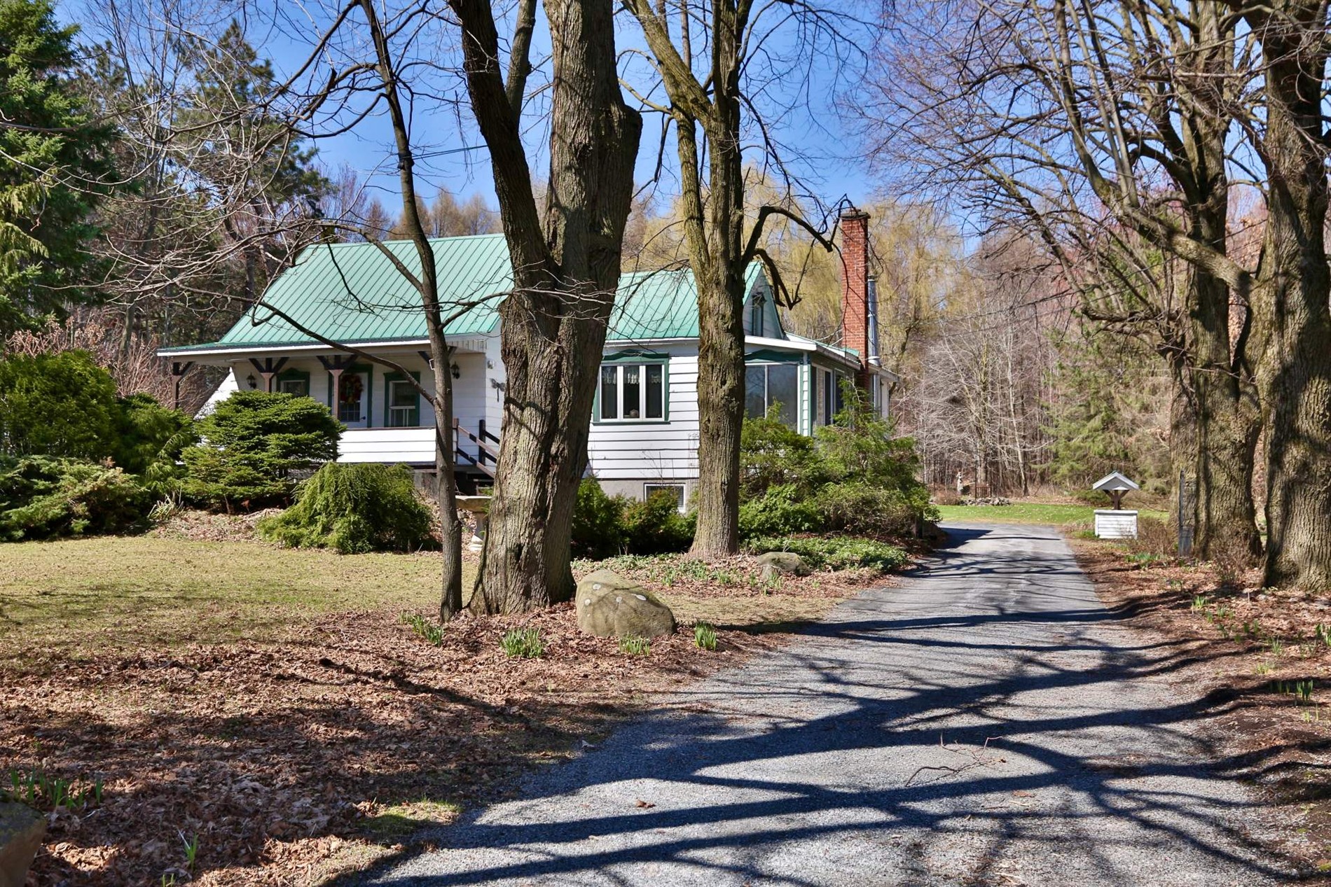 1194 Route 116 — photo 3