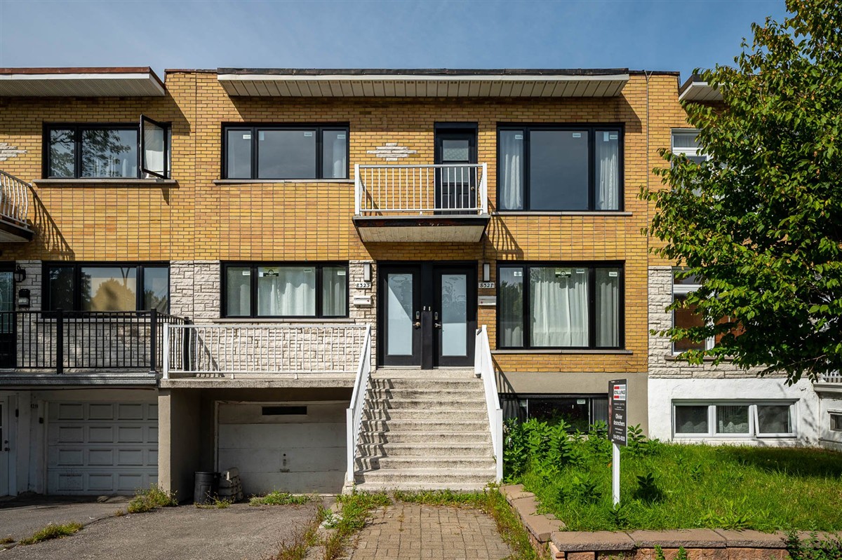 Triplex - 8325-8327 Boul. de Châteauneuf, Montréal (Anjou)
