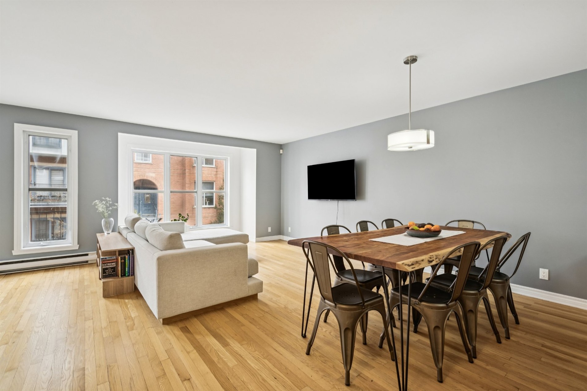 1-1256 Rue Ste-Élisabeth — photo 2