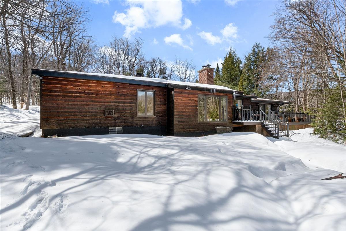 Vue 43 de la propriété réf. 12820780 – 1208 Ch. de Ste-Anne-des-Lacs J0R 1B0