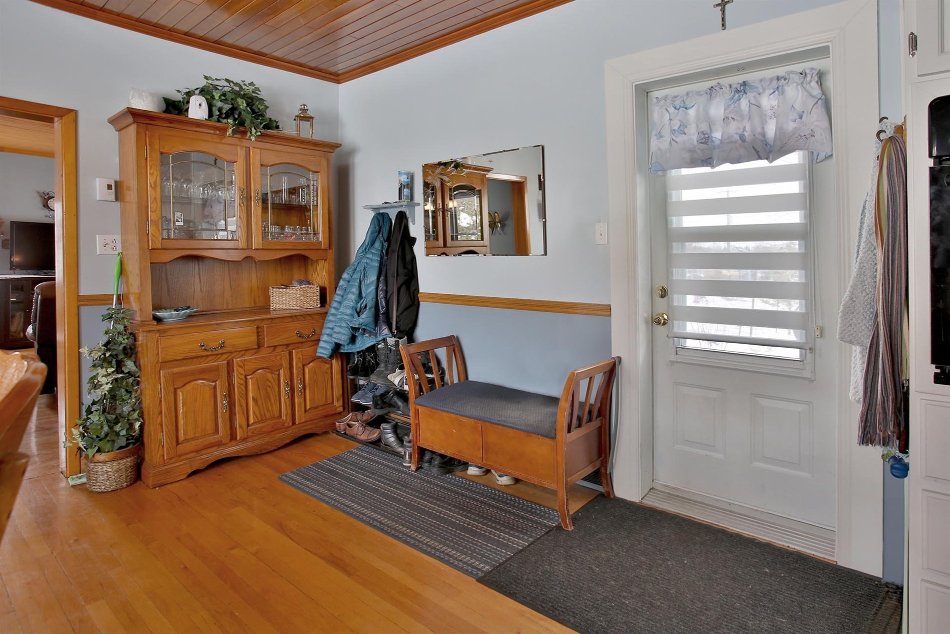 403Z-405Z Rue St-Paul E. — photo 3