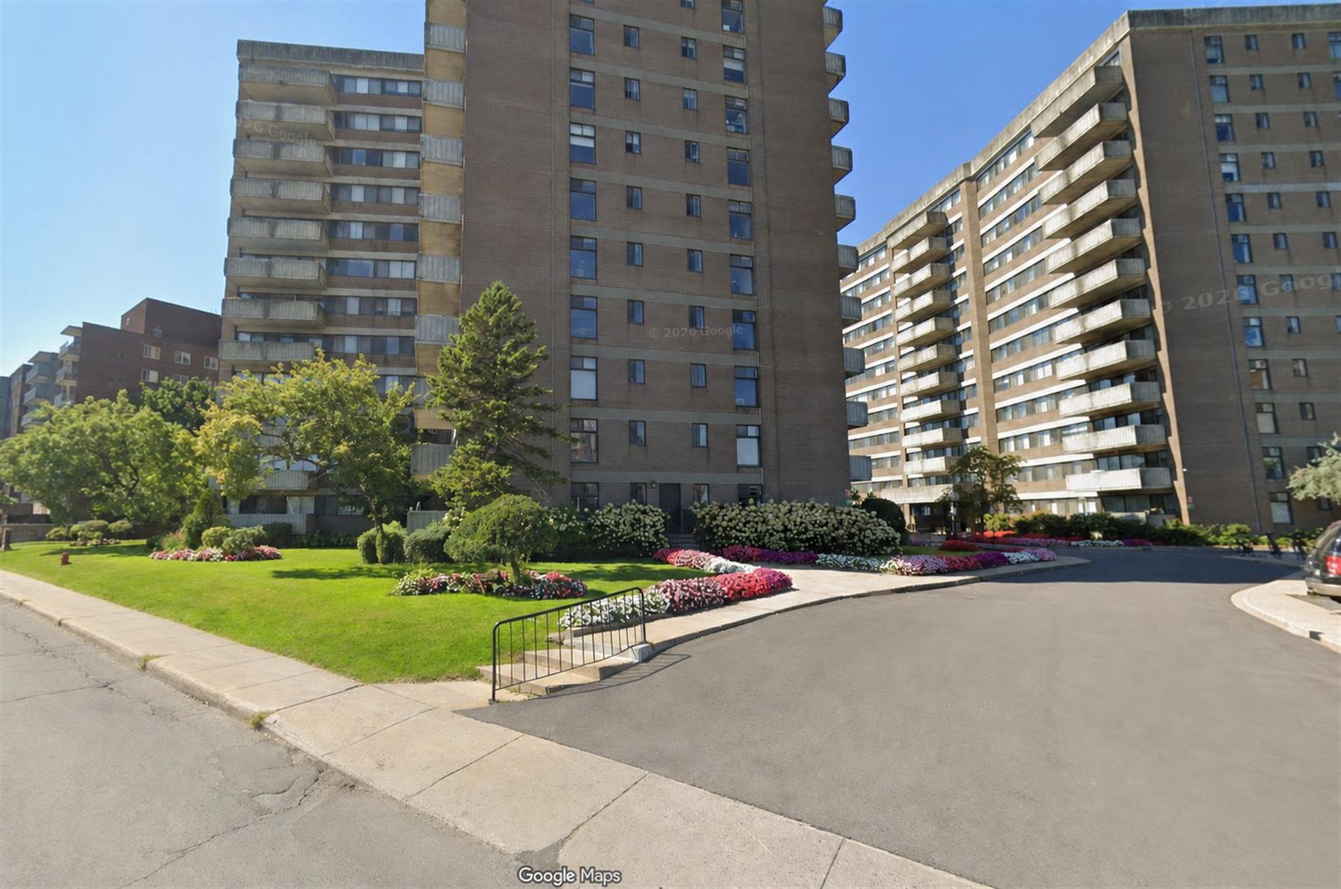 6635 Ch. Mackle — photo 1