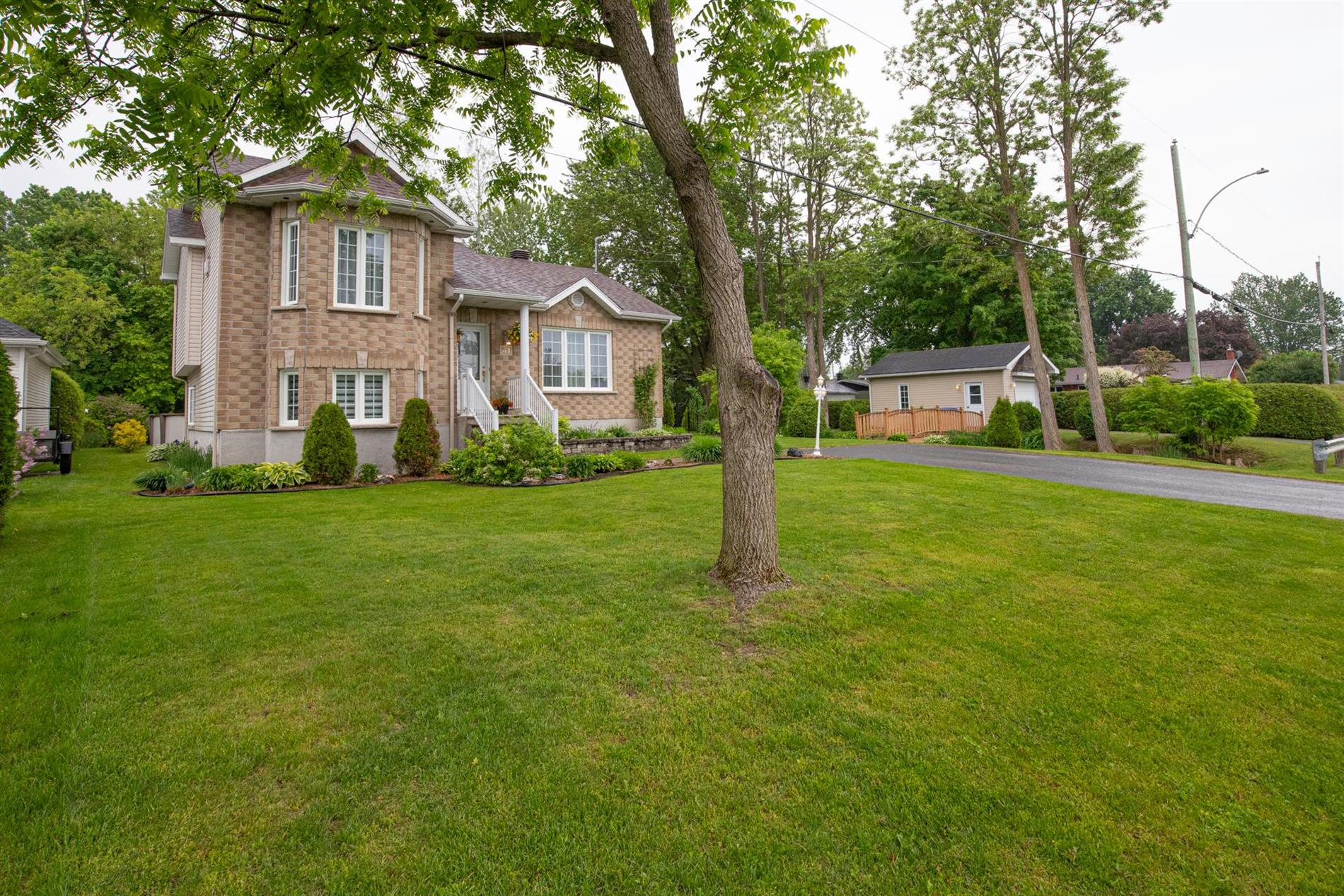 31 Rue St-Joseph — photo 1
