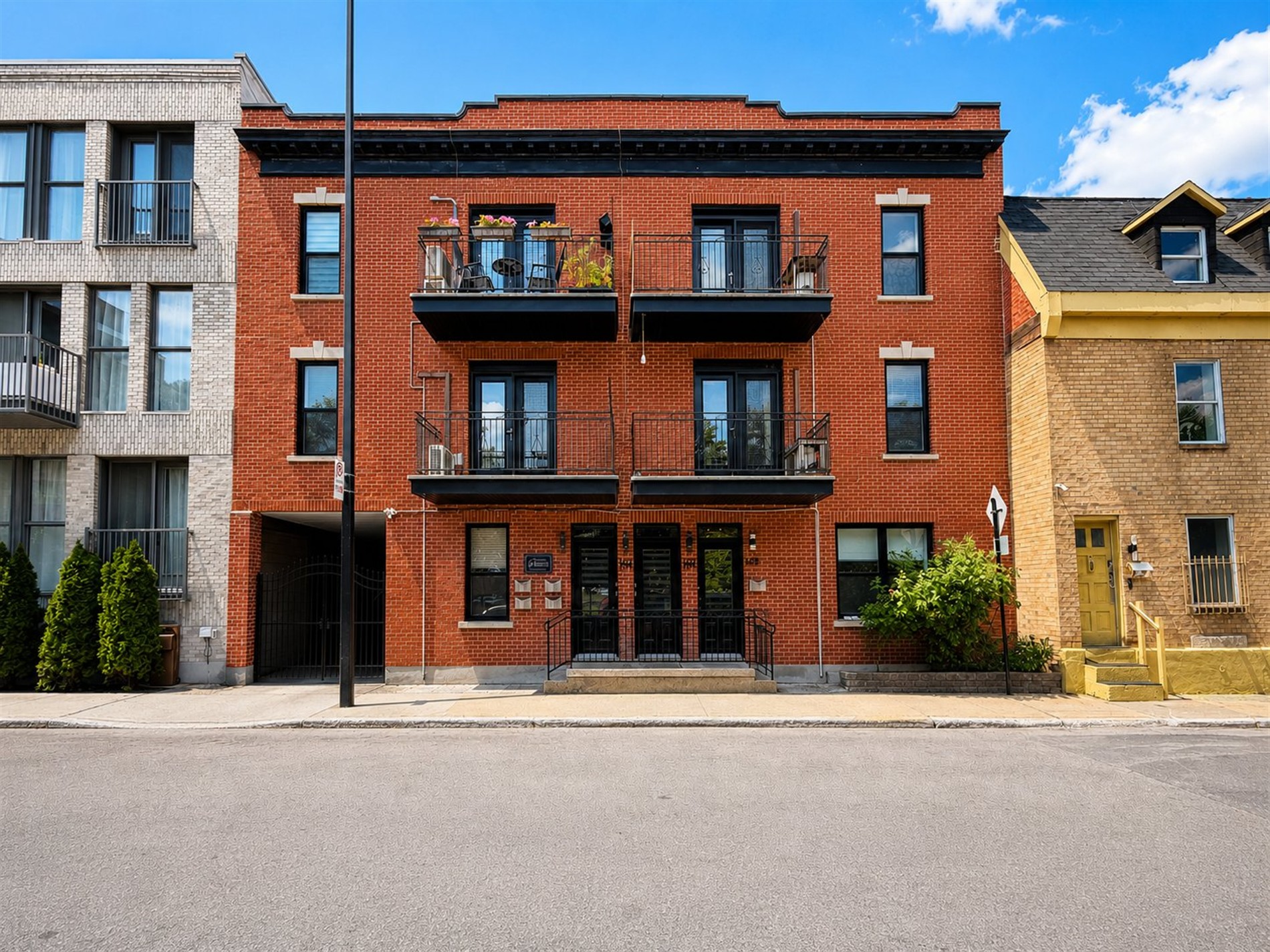 2379 Rue Jean-Langlois — photo 2
