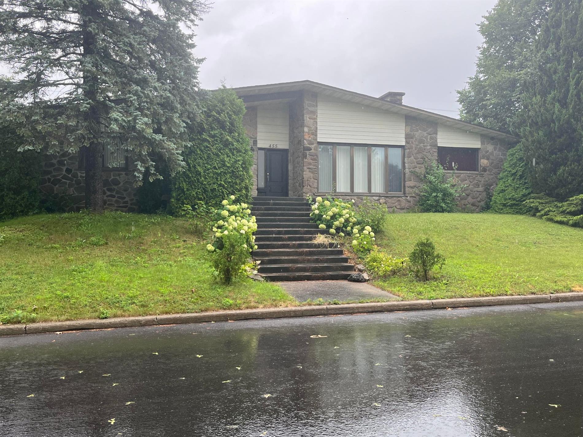 455 Boul. Chèvremont — photo 1
