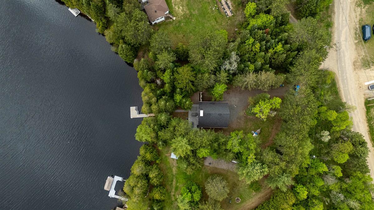 Maison à étages - 465 Ch. du Lac-des-Îles, Saint-Émile-de-Suffolk