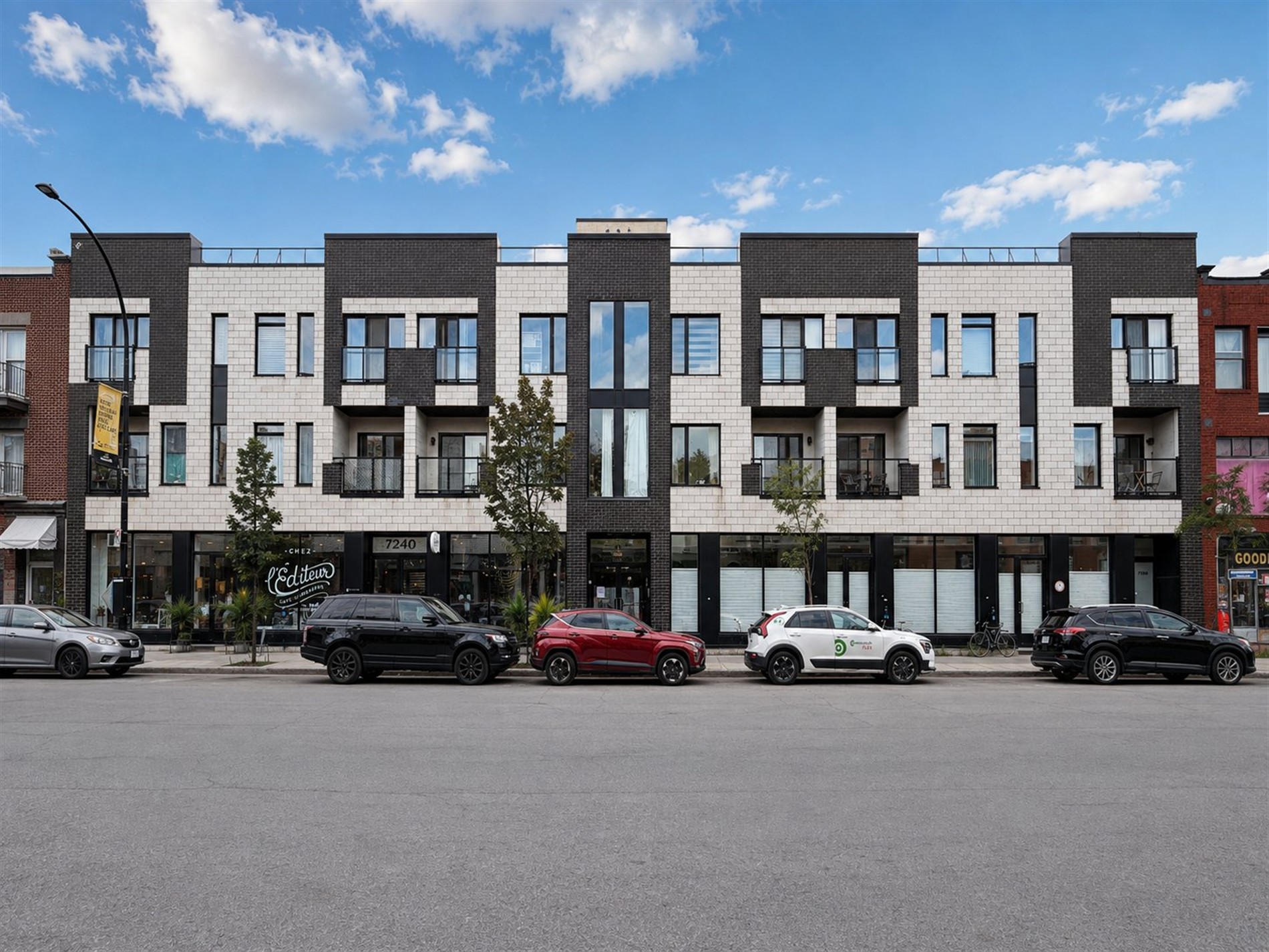 209-7250 Rue St-Hubert — photo 1