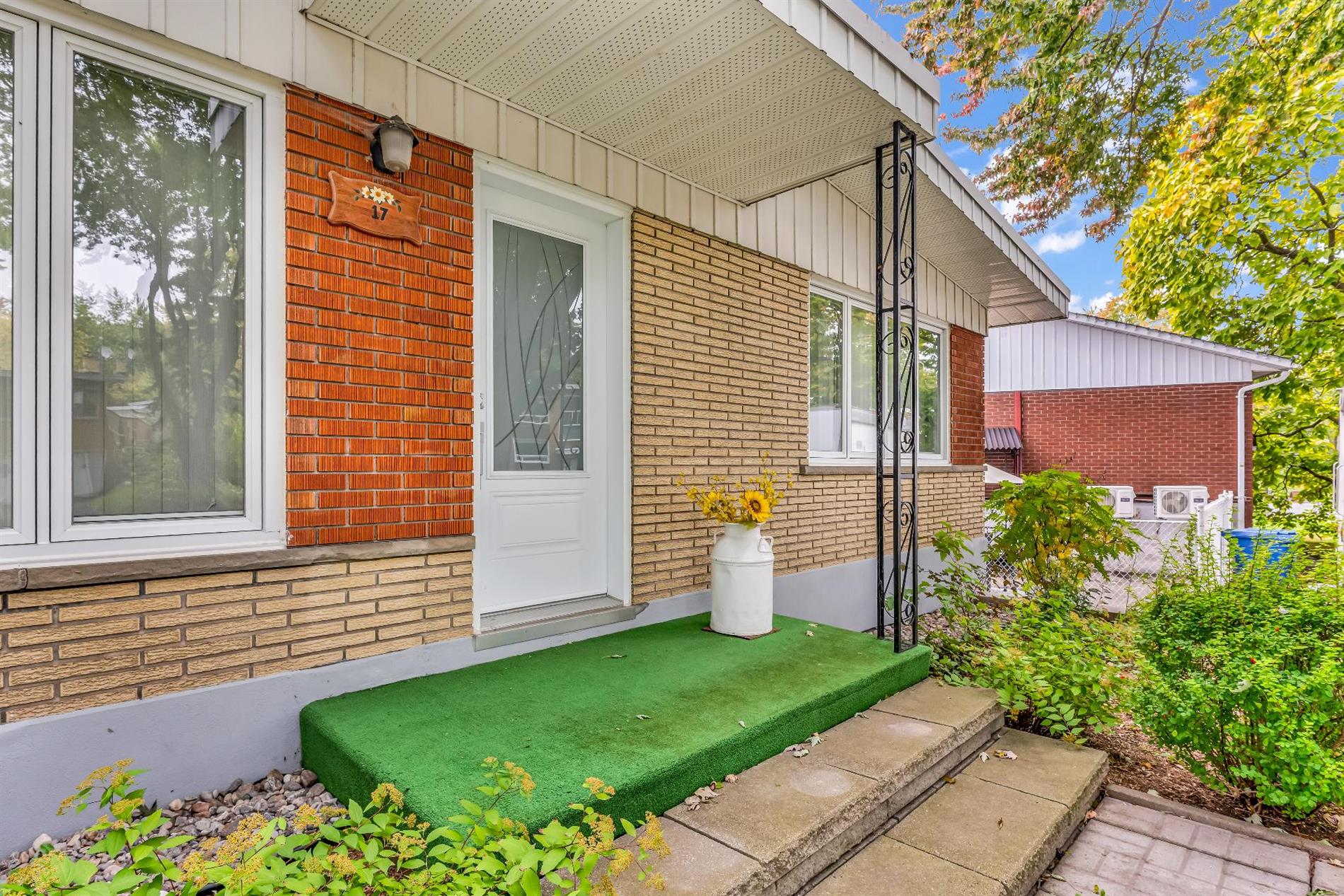 17 Rue Laurier — photo 2