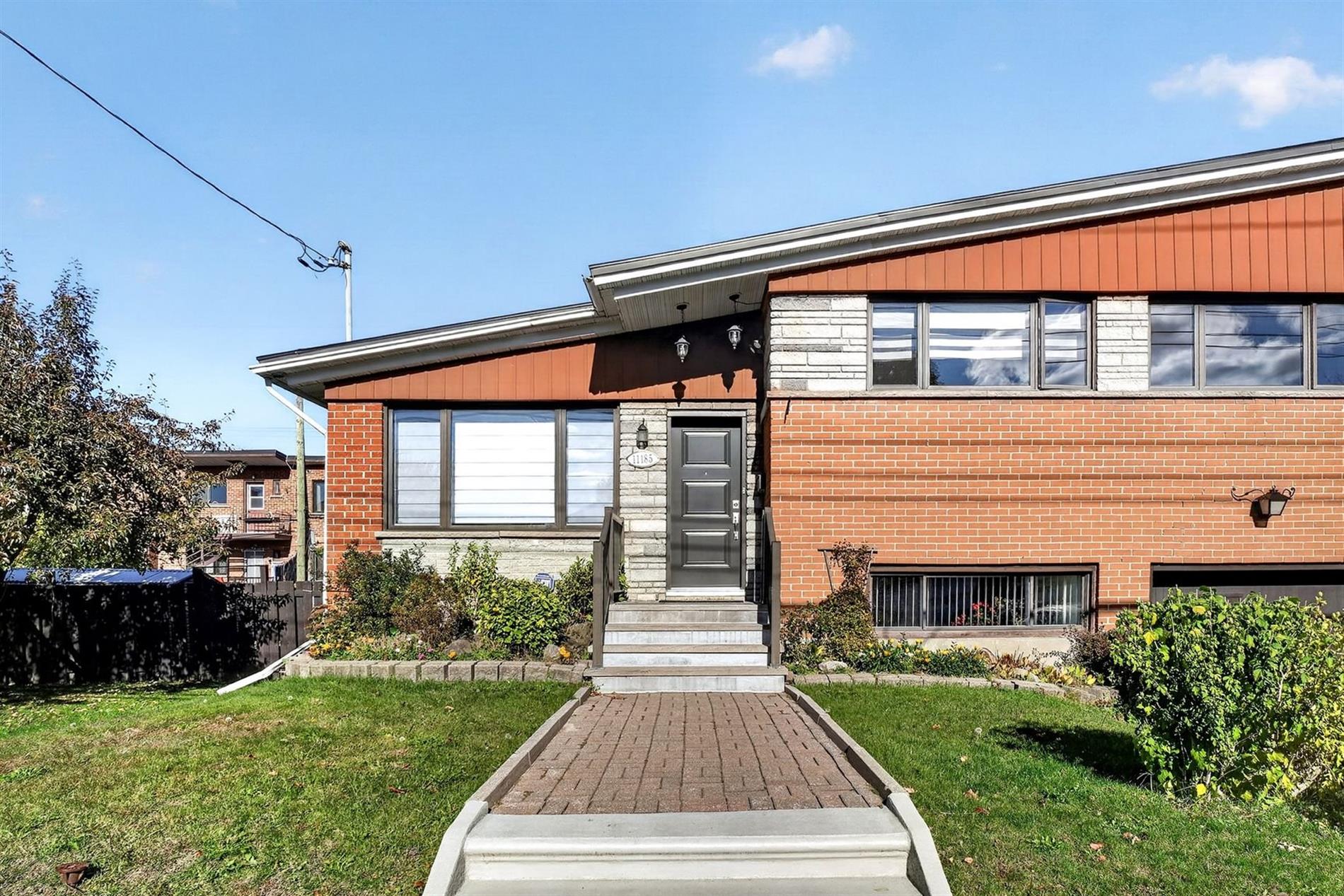 11185 Av. du Bois-de-Boulogne — photo 1