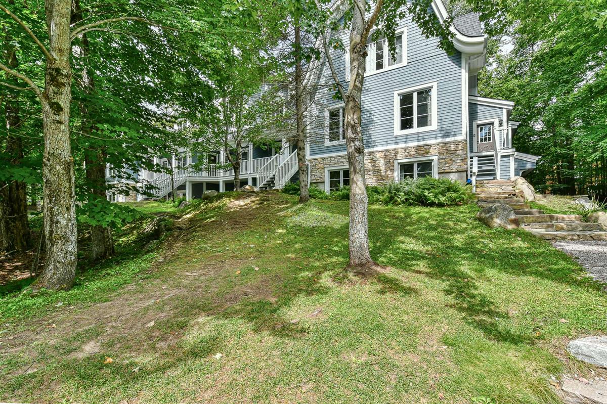 Apartment / Condo - 102 Ch. des Quatre-Sommets, Mont-Tremblant
