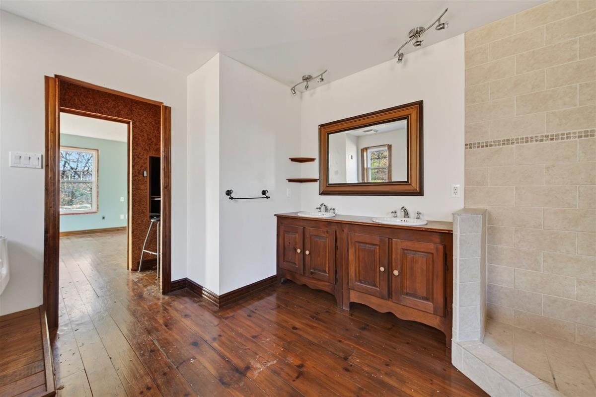 Vue 30 de la propriété réf. 11369866 – 1403 Rue du Faubourg J8B 2K8